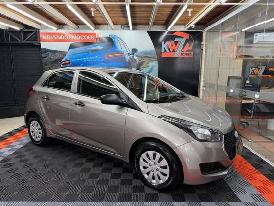 HYUNDAI HB20 1.0 UNIQUE 12V FLEX 4P MANUAL